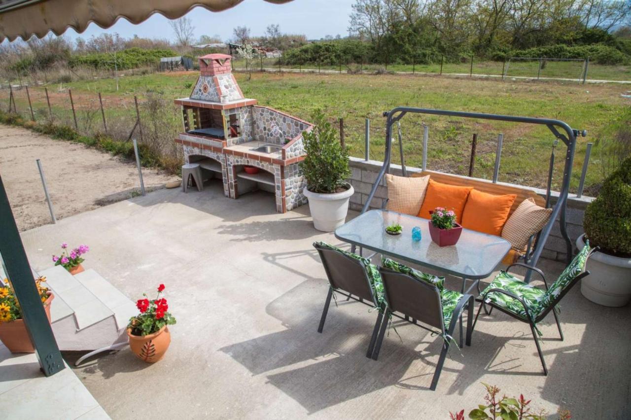 Ntina'S Hause Chaidefto Exterior foto